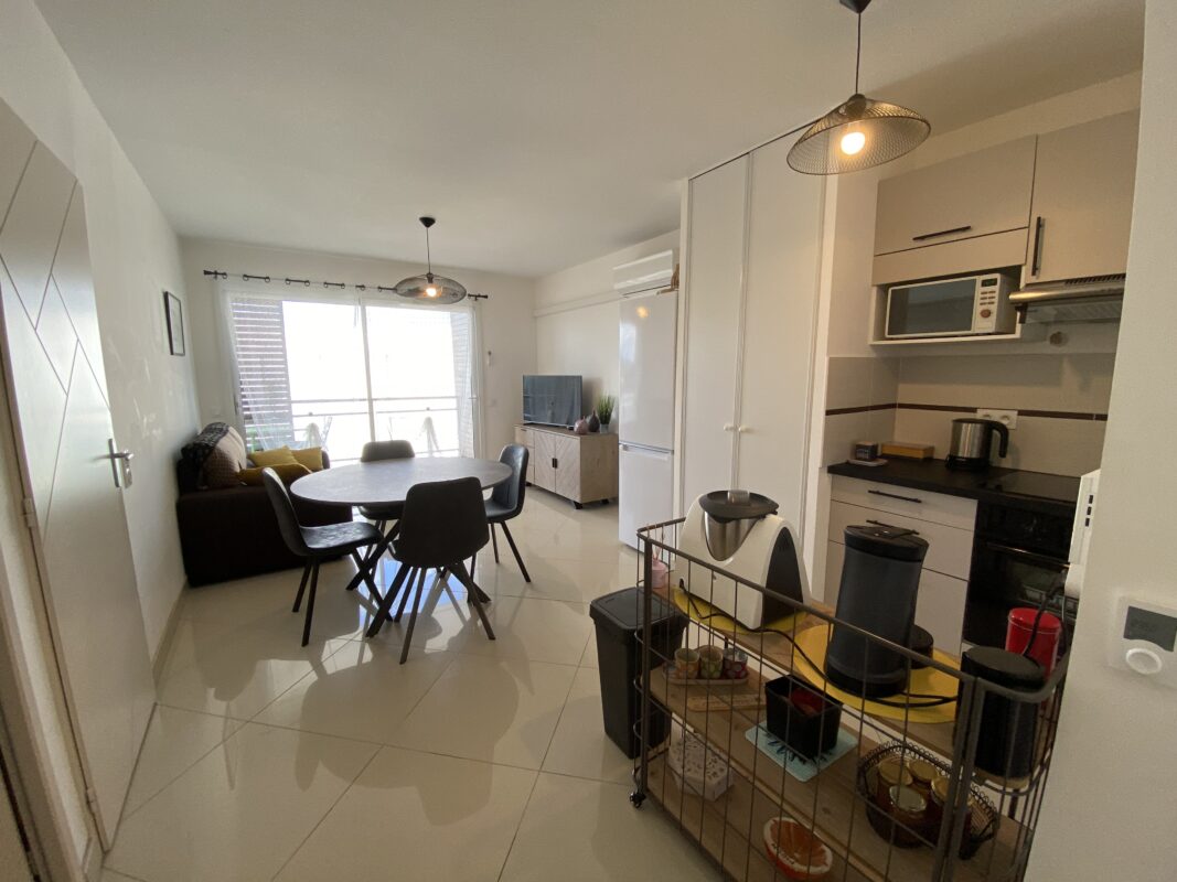 Pigassou Immobilier - GRUISSAN EPHYRA T2 VUE CLAPE